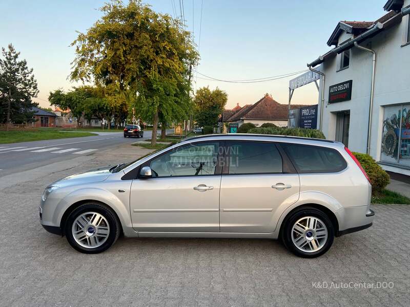Ford Focus 2.0 TDCI Ghia CH