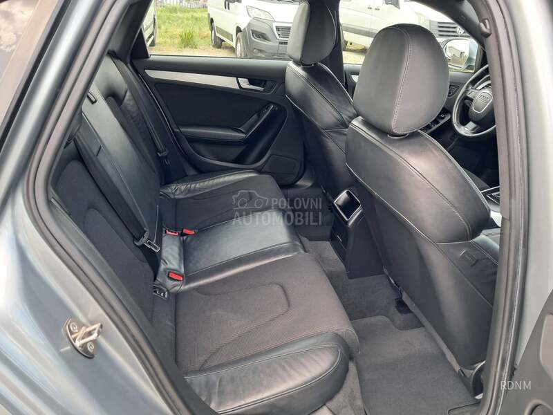Audi A4 2.0TDI/dioda/3xSline