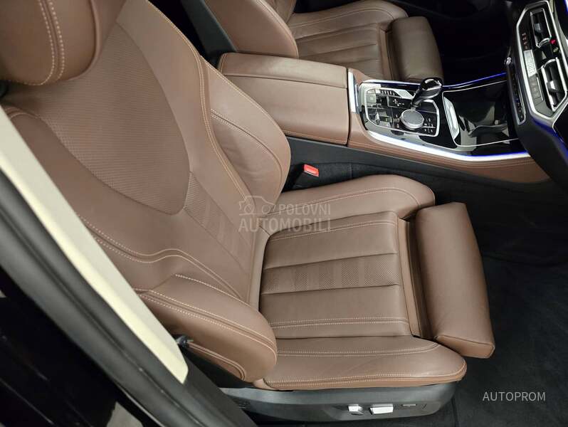 BMW X5 3.0d Xdrive VAZDUH