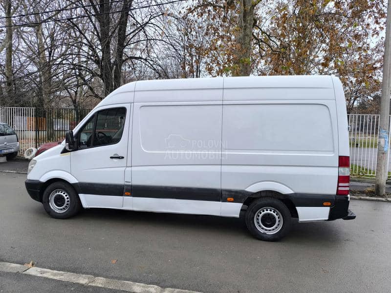 Mercedes Benz Sprinter 
