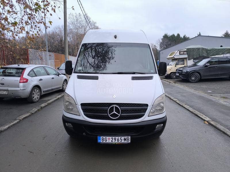Mercedes Benz Sprinter 