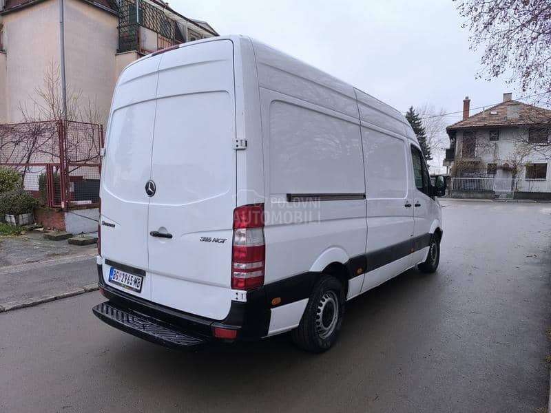 Mercedes Benz Sprinter 