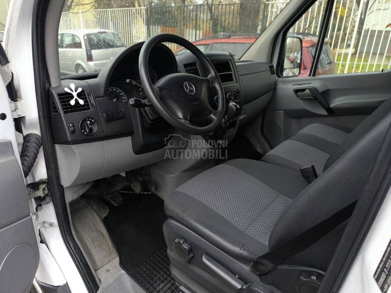 Mercedes Benz Sprinter 