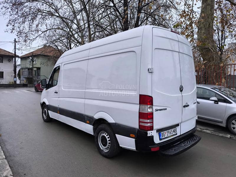 Mercedes Benz Sprinter 