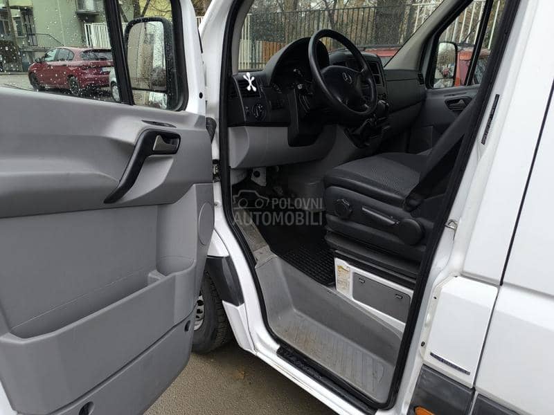 Mercedes Benz Sprinter 