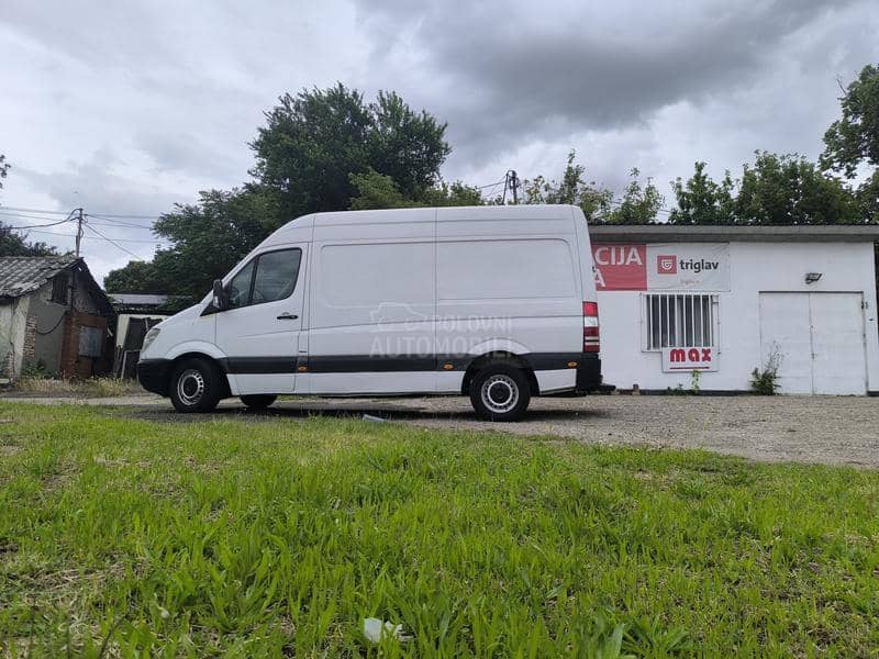 Mercedes Benz Sprinter 