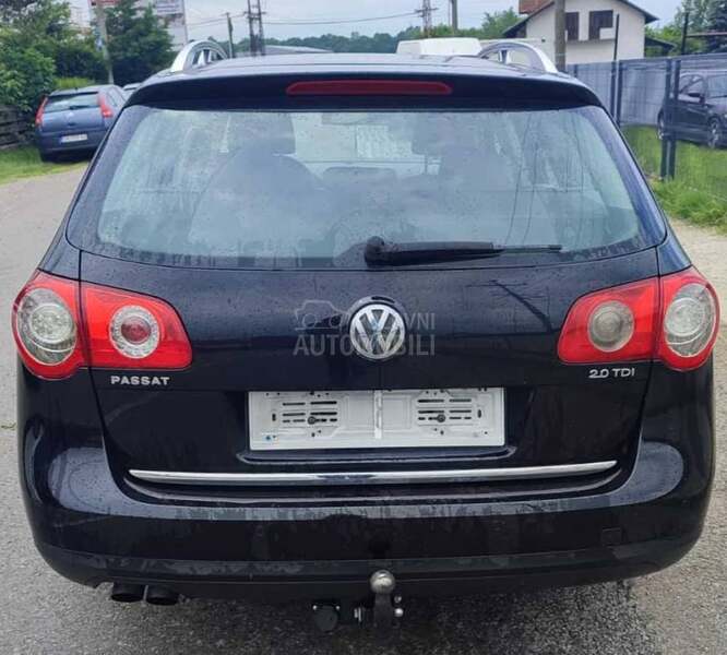 Volkswagen Passat B6 -  kompletan auto u delovima