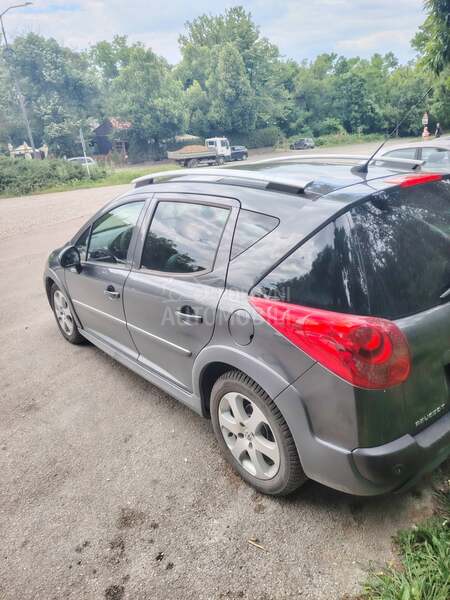Peugeot 207 1.6 e-HDI Outdoor