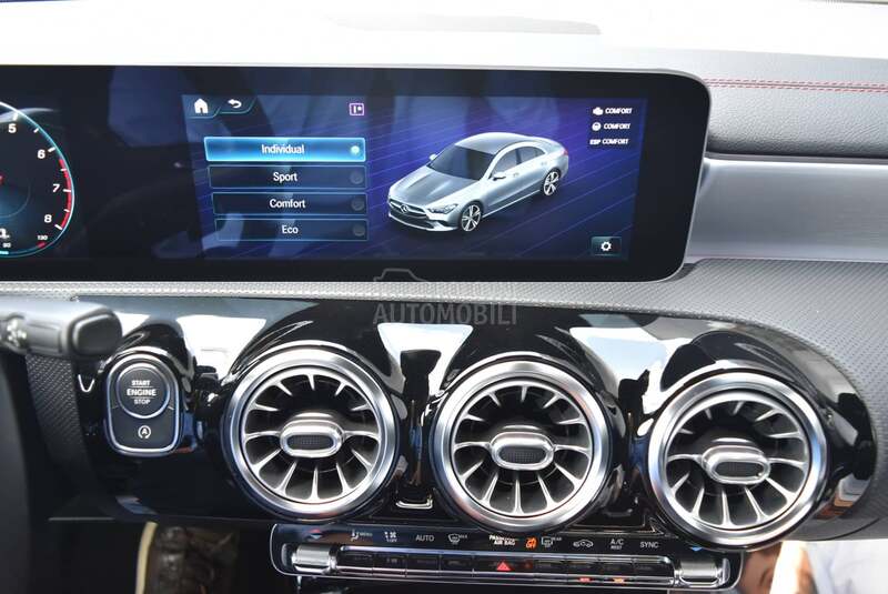 Mercedes Benz CLA 250 2.0 AMG 4Matic AT