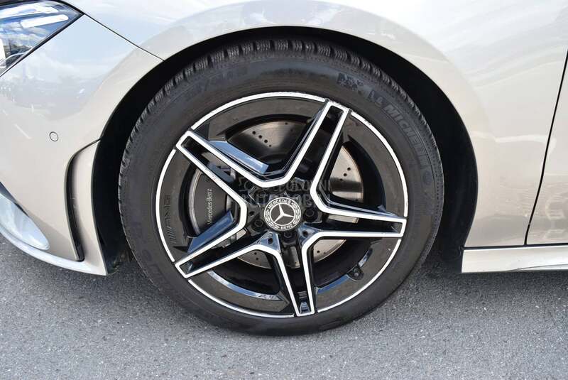 Mercedes Benz CLA 250 2.0 AMG 4Matic AT