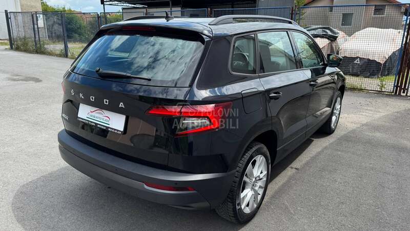 Škoda Karoq 1.6TDI DSG NAV KAM