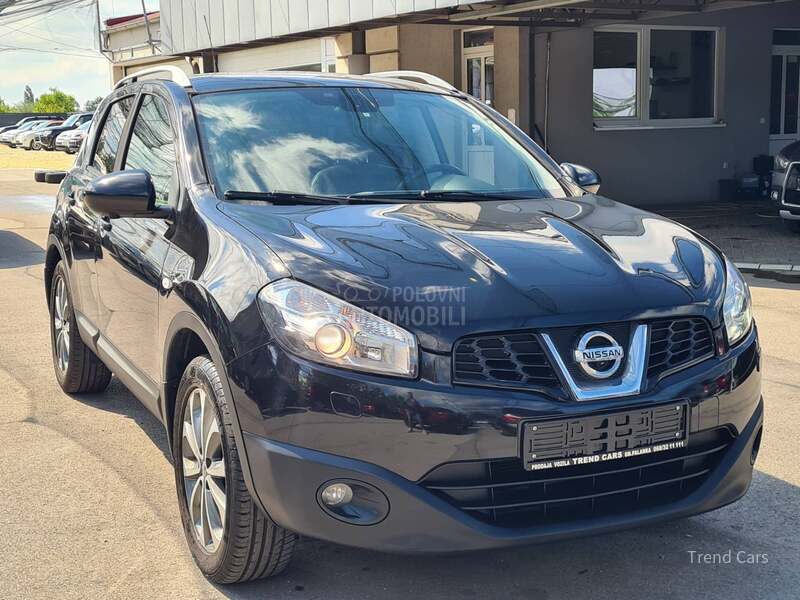 Nissan Qashqai 1.6 b P A N O KOZA