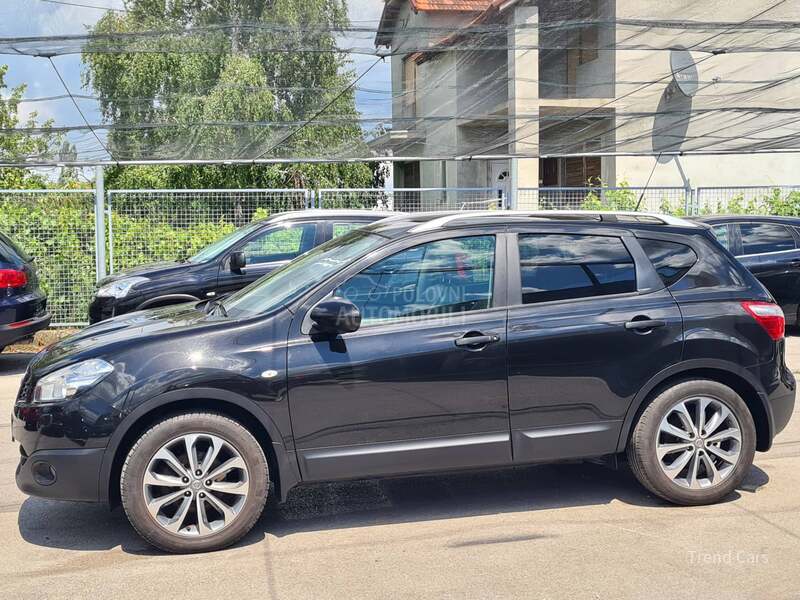 Nissan Qashqai 1.6 b P A N O KOZA