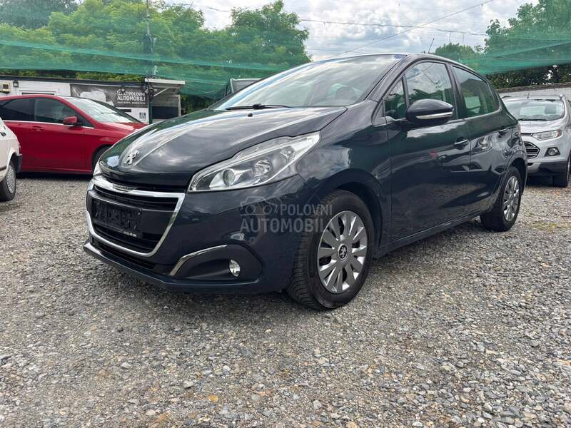 Peugeot 208 