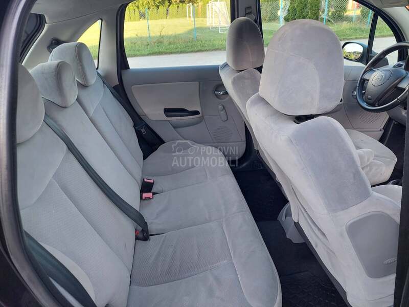Citroen C3 1.4i EXCLUSIVE 54k.w
