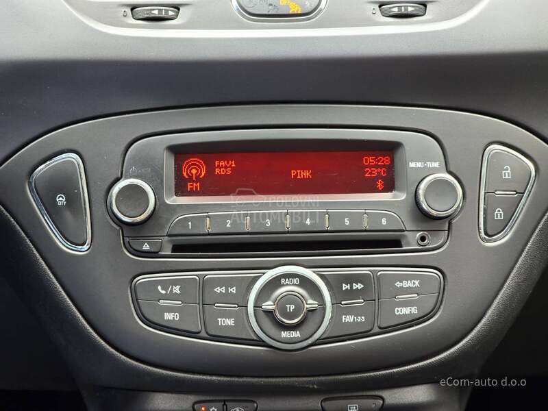 Opel Corsa E 1.4 TNG