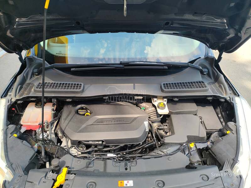 Ford Kuga 1.6 SCTi 4x4 CH