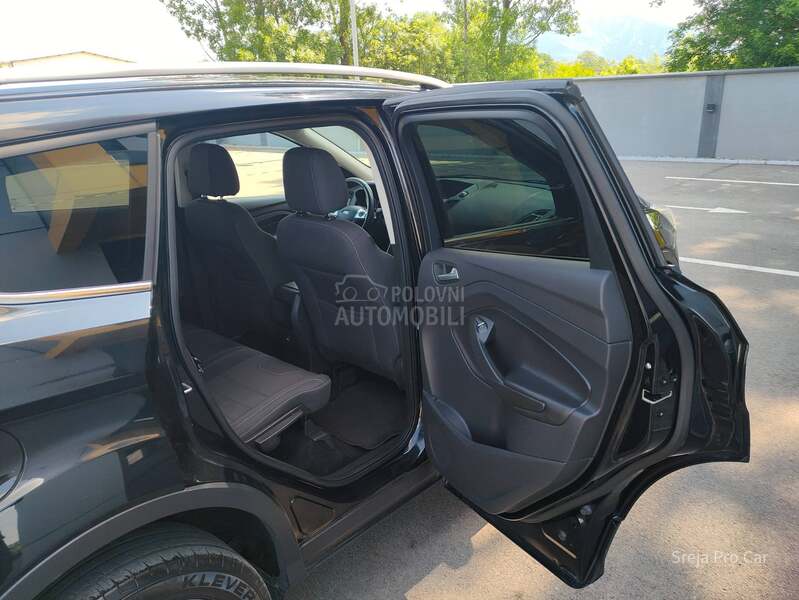 Ford Kuga 1.6 SCTi 4x4 CH