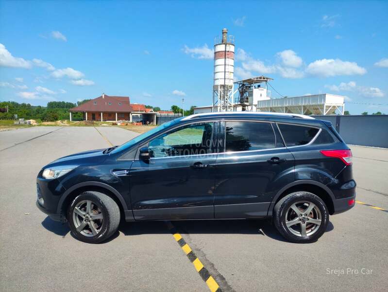 Ford Kuga 1.6 SCTi 4x4 CH
