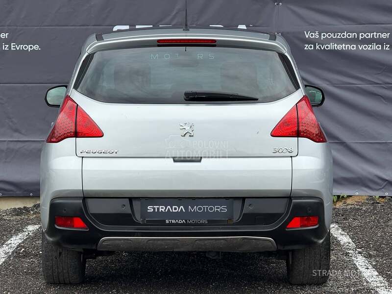 Peugeot 3008 1.6 E HDI NAVY PANO