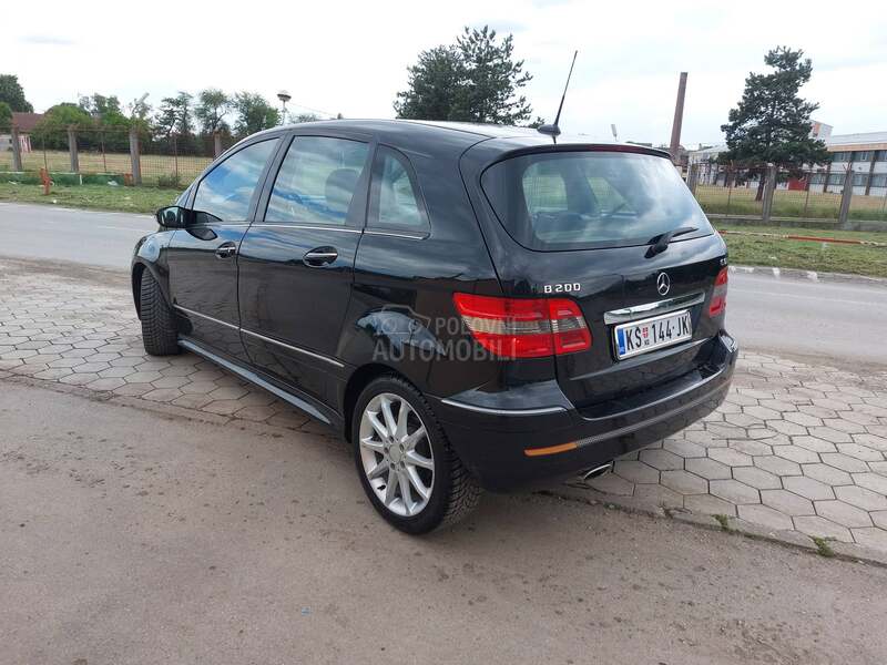 Mercedes Benz B 200 L.E.P AUTO