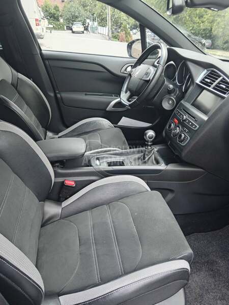 DS 4 crossback CH