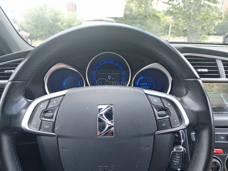 DS 4 crossback CH