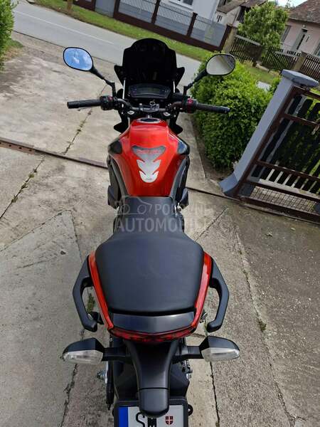 Kawasaki Er6