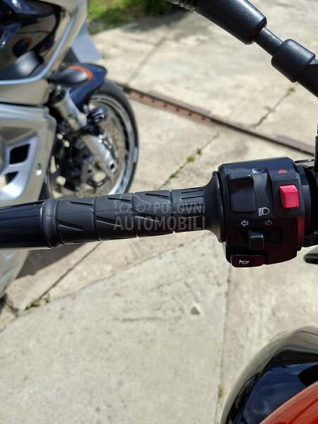Kawasaki Er6