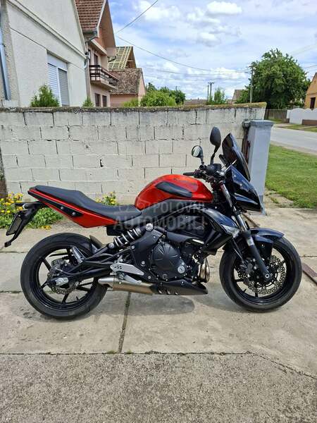 Kawasaki Er6
