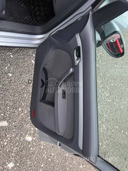 Volkswagen Touran 1,6tdi DSG