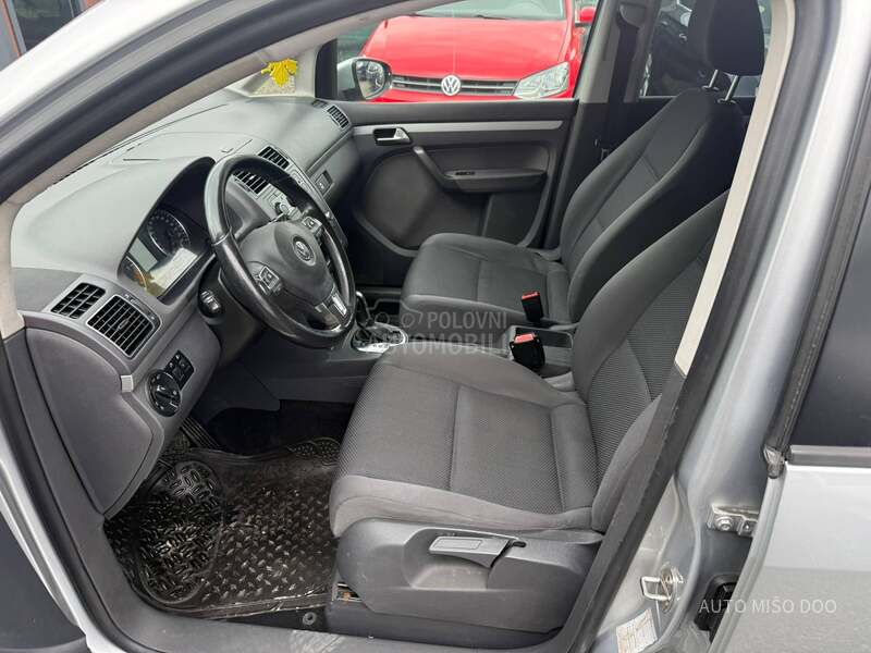 Volkswagen Touran 1,6tdi DSG