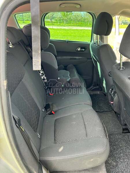 Peugeot 3008 1.6HDI