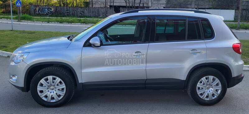Volkswagen Tiguan 2.0tdi 4X4 DSG CH