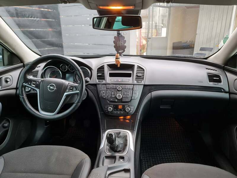 Opel Insignia 2.0