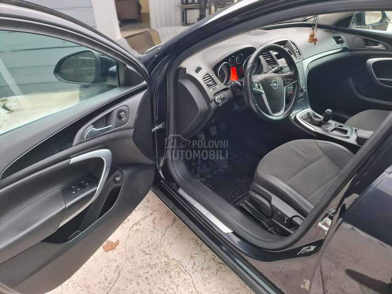Opel Insignia 2.0