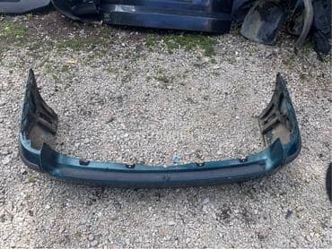 branik zadnji za Ford Focus od 2000. do 2004. god.