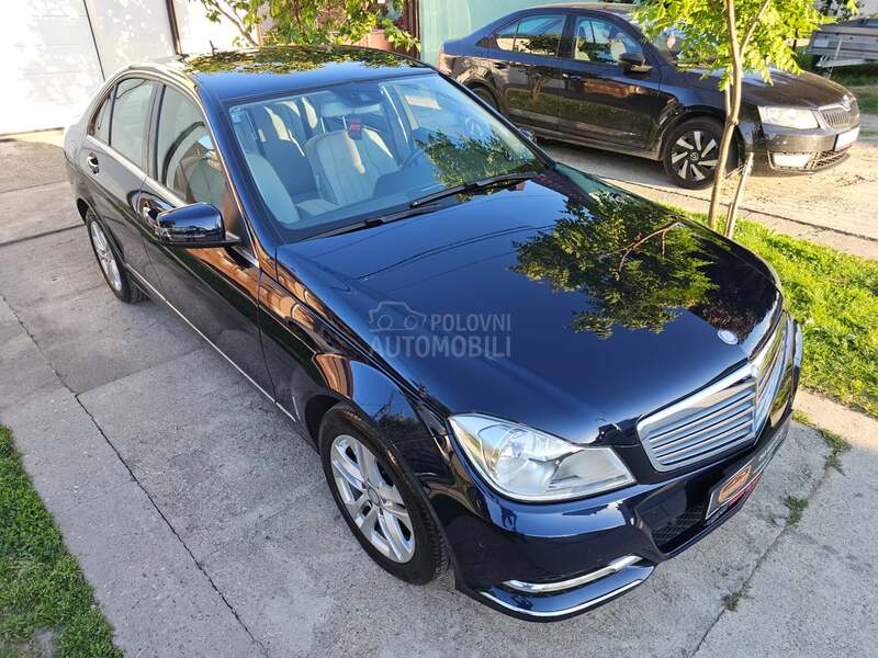Mercedes Benz C 200 ELEGANCE S W I S S