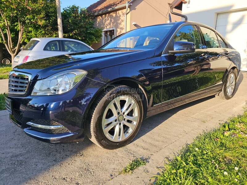 Mercedes Benz C 200 ELEGANCE S W I S S