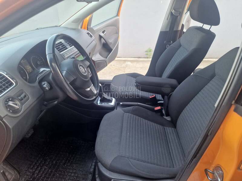 Volkswagen Polo 1.6 TDI DSG CROSS