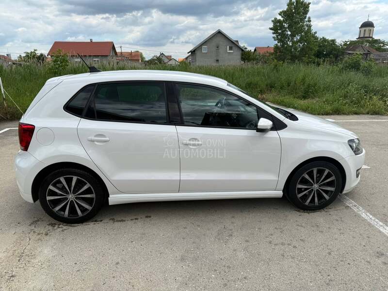 Volkswagen Polo 1.2tdi NAV/FUL/