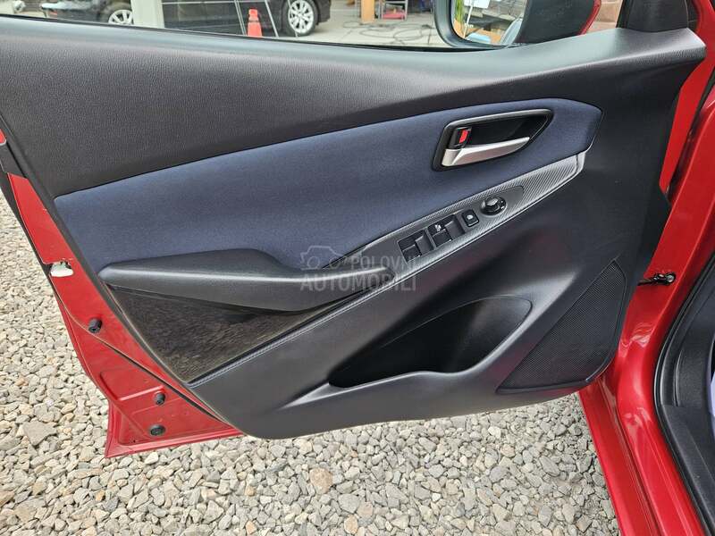 Mazda 2 1.5 BEN ALU TOOP