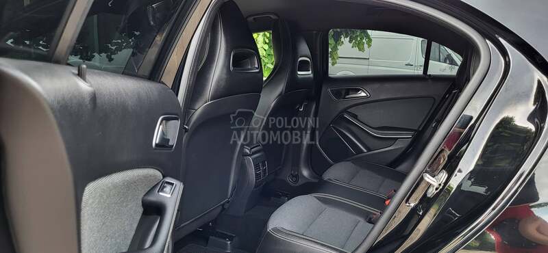 Mercedes Benz A 180 AMG/NA.VI/CAM