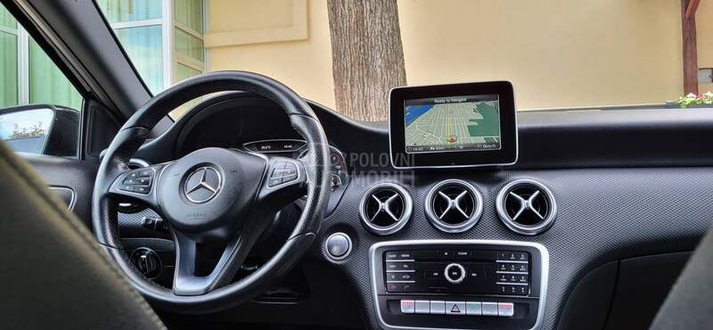 Mercedes Benz A 180 AMG/NA.VI/CAM