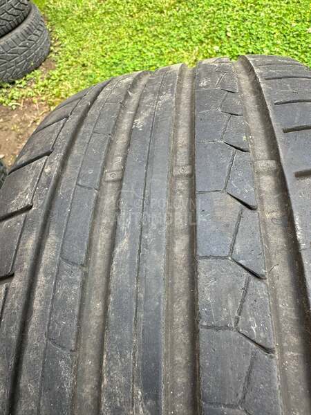 Dunlop 245/40 R20 Letnja