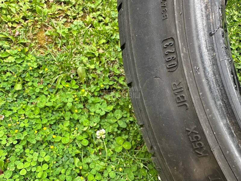 Dunlop 245/40 R20 Letnja