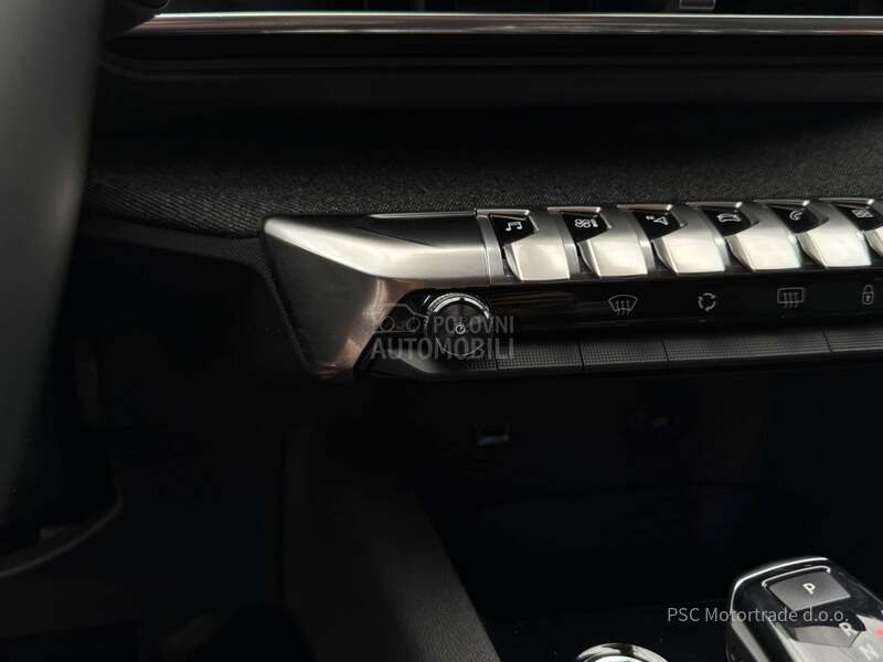 Peugeot 3008 Allure/Led/NewModel