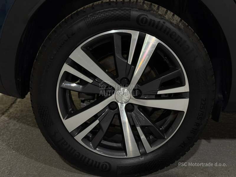 Peugeot 3008 Allure/Led/NewModel
