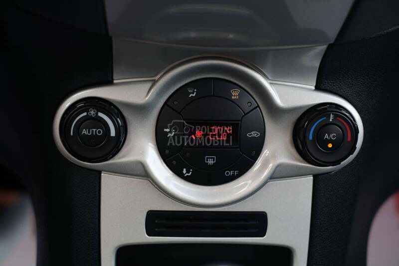 Ford Fiesta 1.4i 134000 TITANIUM
