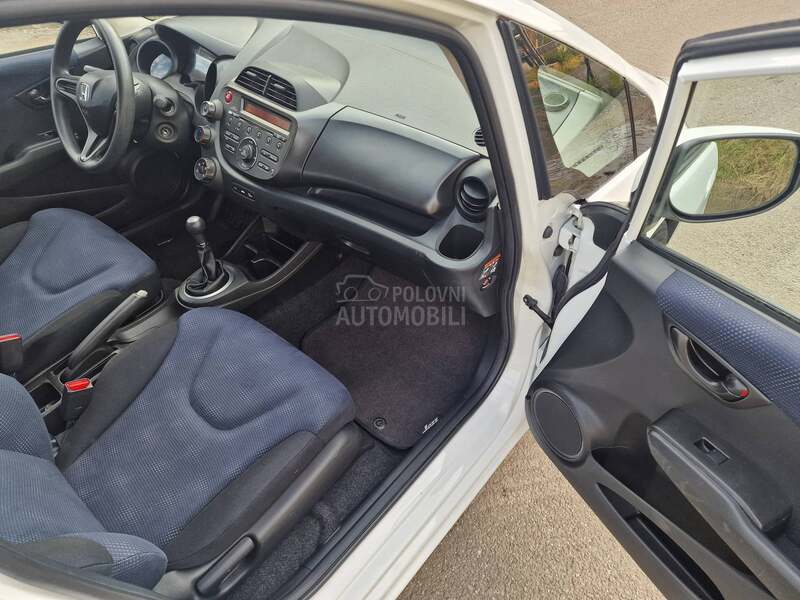 Honda Jazz I.Z.V.R.S.T.A.N